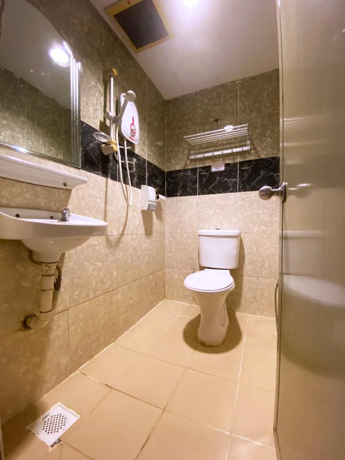 Mr Hotel Nusa Bestari Skudai Luaran gambar